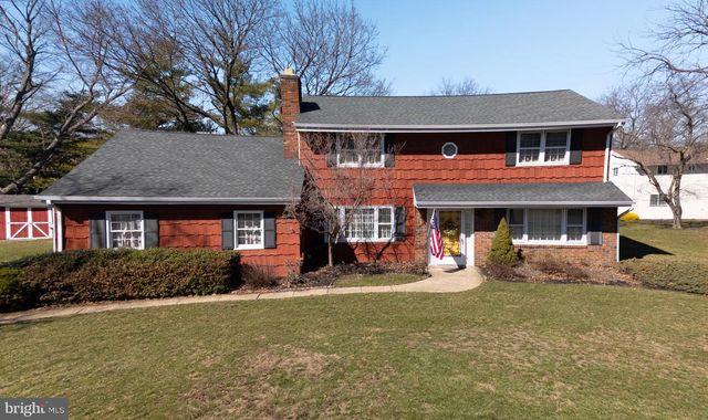 448 HILLSIDE AVE, Piscataway, NJ 08854