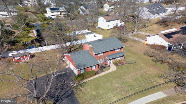 448 HILLSIDE AVE, Piscataway, NJ 08854