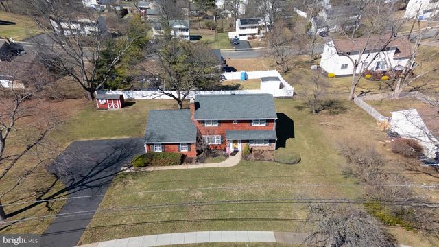 448 HILLSIDE AVE, Piscataway, NJ 08854