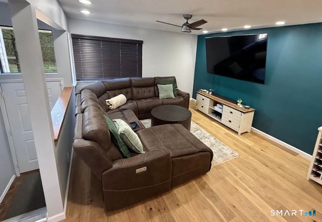 14 Sunrise Hill Road 14, Norwalk, CT 06851