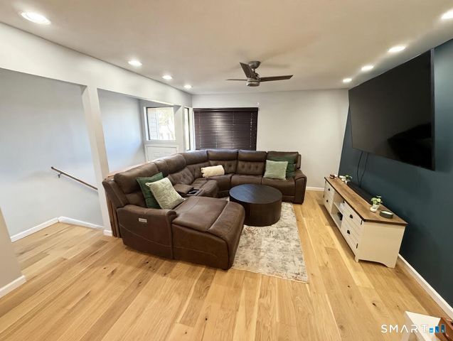 14 Sunrise Hill Road 14, Norwalk, CT 06851