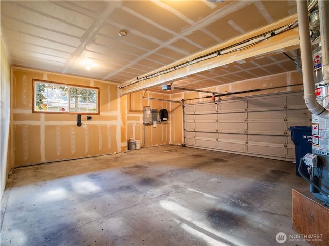 30714 19th Avenue S, Federal Way, WA 98003