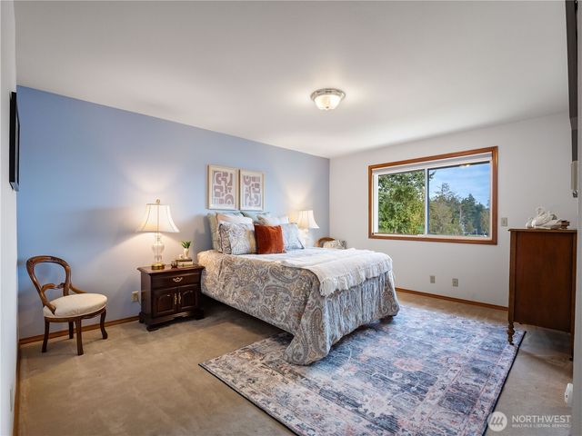 30714 19th Avenue S, Federal Way, WA 98003