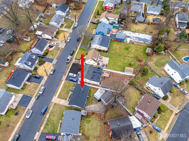 65 Rose Street, Edison, NJ 08817