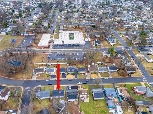 65 Rose Street, Edison, NJ 08817