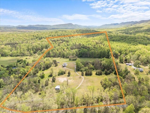 4133 Grove Hill RD, Fincastle, VA 24090