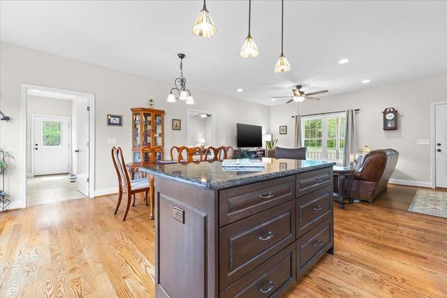 4133 Grove Hill RD, Fincastle, VA 24090