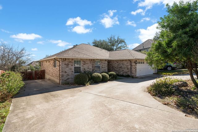 25026 Flying Arrow, San Antonio, TX 78258