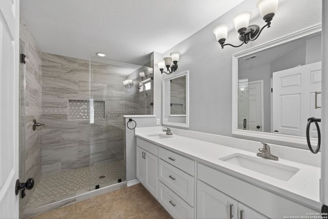 25026 Flying Arrow, San Antonio, TX 78258