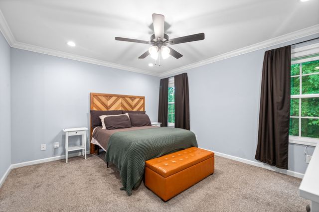 1148 Belvoir Ln, Clarksville, TN 37040