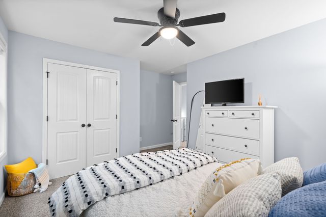 1148 Belvoir Ln, Clarksville, TN 37040