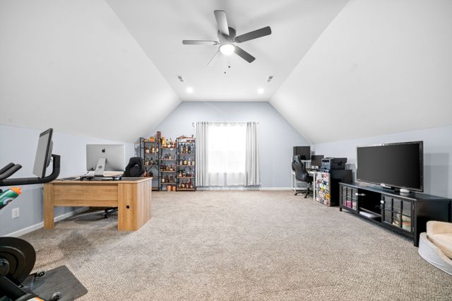 1148 Belvoir Ln, Clarksville, TN 37040