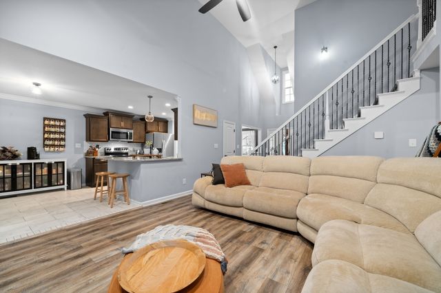 1148 Belvoir Ln, Clarksville, TN 37040