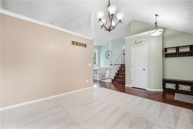 1154 SW SANTA FE Drive, Lee's Summit, MO 64081