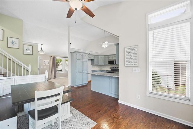 1154 SW SANTA FE Drive, Lee's Summit, MO 64081