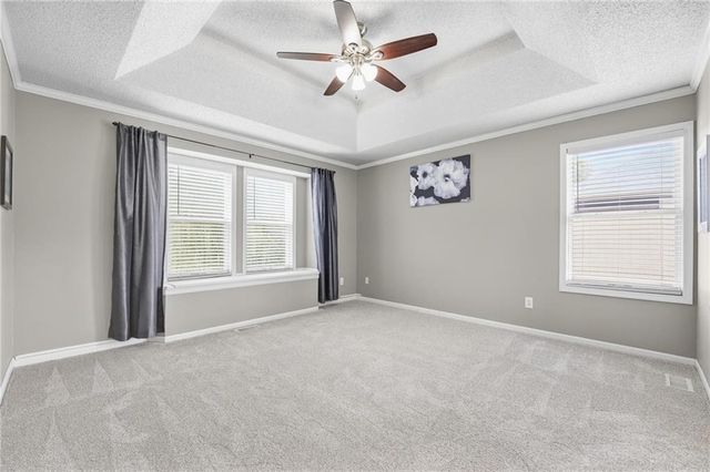 1154 SW SANTA FE Drive, Lee's Summit, MO 64081