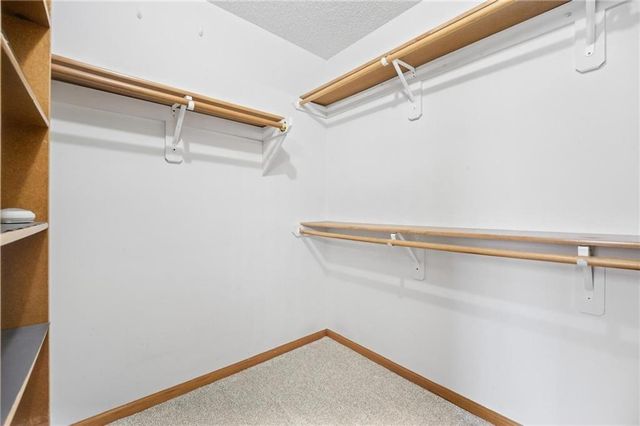 1154 SW SANTA FE Drive, Lee's Summit, MO 64081