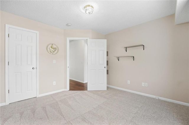 1154 SW SANTA FE Drive, Lee's Summit, MO 64081