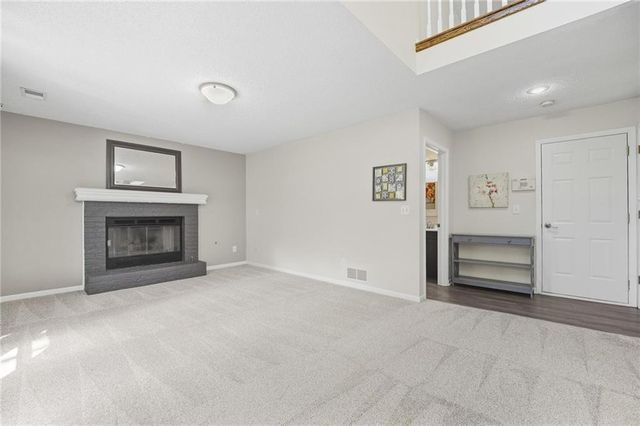 1154 SW SANTA FE Drive, Lee's Summit, MO 64081