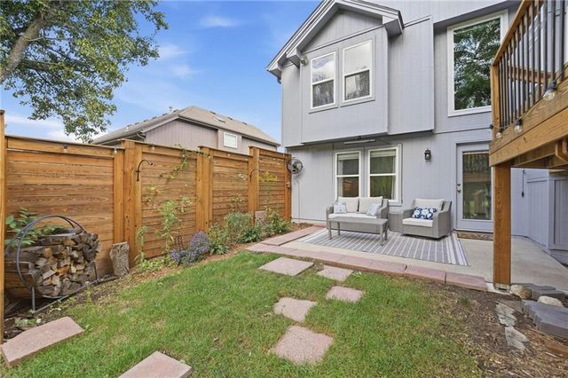 1154 SW SANTA FE Drive, Lee's Summit, MO 64081