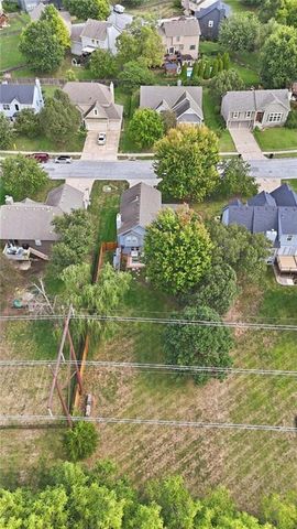 1154 SW SANTA FE Drive, Lee's Summit, MO 64081