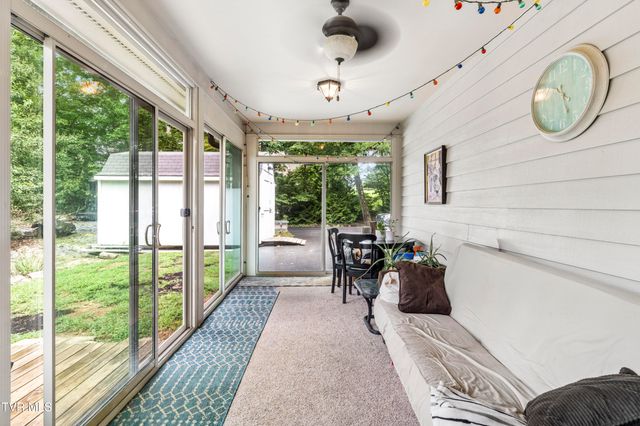 107 Lake Meadow Drive, Gray, TN 37615