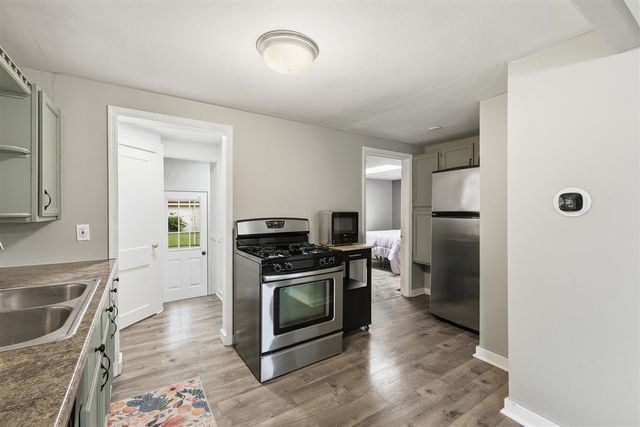 137 Holly Street, Grand Rapids, MI 49548
