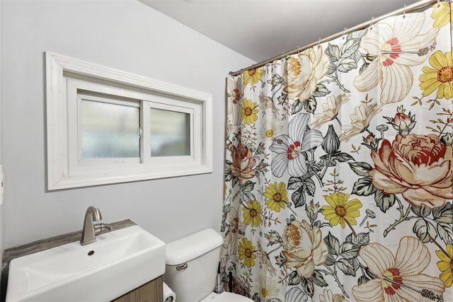 137 Holly Street, Grand Rapids, MI 49548