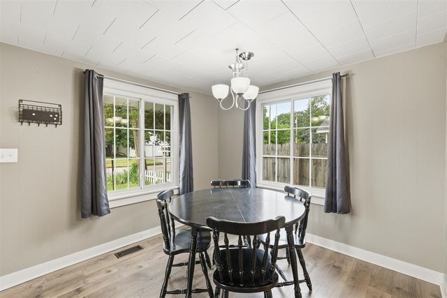 137 Holly Street, Grand Rapids, MI 49548
