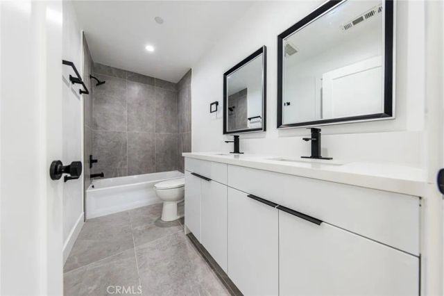 10810 Hesby Street 10810, North Hollywood, CA 91601