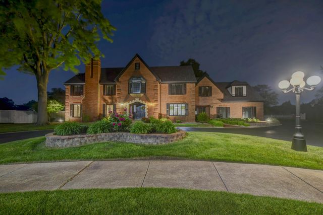 9814 Rose Lane, Munster, IN 46321