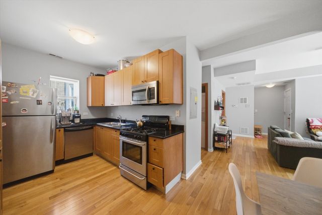 6419 N Greenview Avenue 3N, Chicago, IL 60626