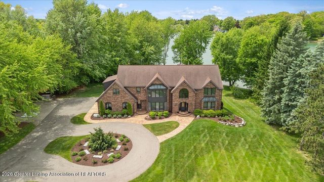 808 E Geneva Drive, Dewitt, MI 48820