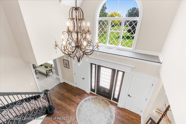 808 E Geneva Drive, Dewitt, MI 48820