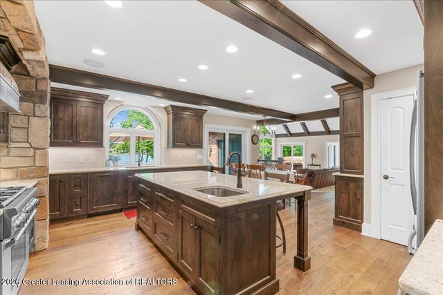 808 E Geneva Drive, Dewitt, MI 48820