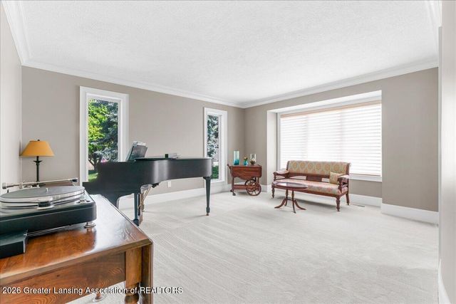 808 E Geneva Drive, Dewitt, MI 48820
