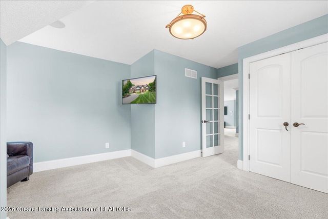 808 E Geneva Drive, Dewitt, MI 48820