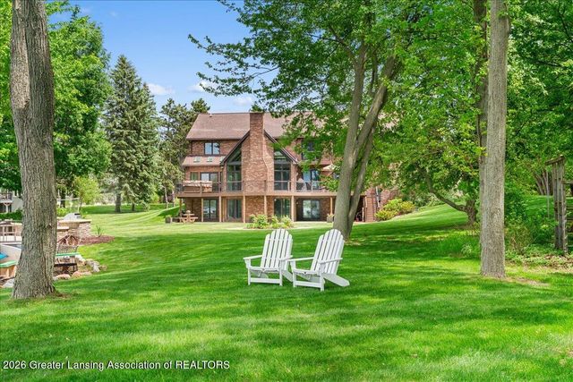 808 E Geneva Drive, Dewitt, MI 48820
