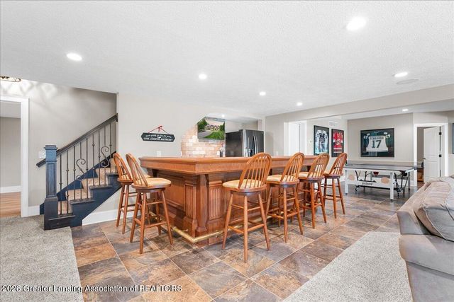 808 E Geneva Drive, Dewitt, MI 48820
