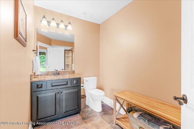 808 E Geneva Drive, Dewitt, MI 48820