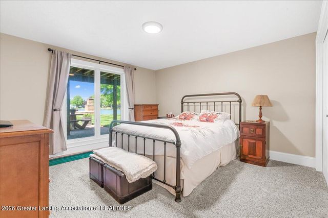 808 E Geneva Drive, Dewitt, MI 48820