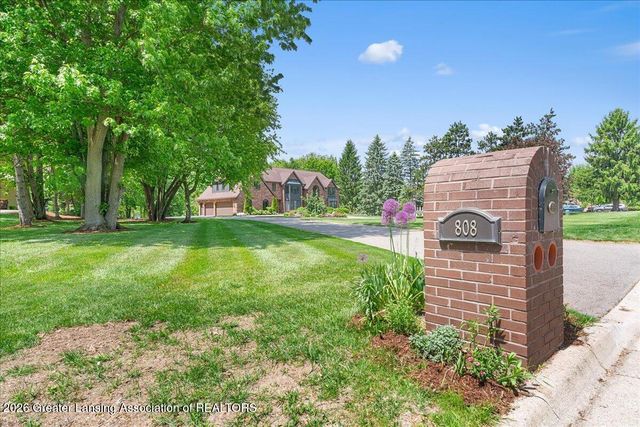 808 E Geneva Drive, Dewitt, MI 48820
