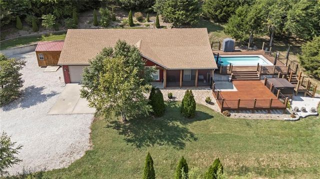 28818 W 303rd Street, Paola, KS 66071