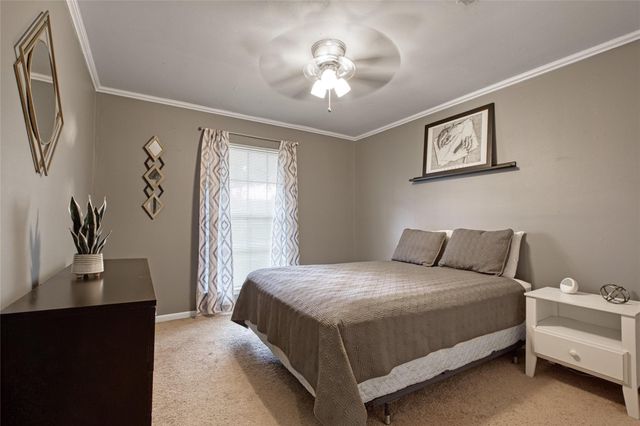 5826 Autumn Forest Drive, Houston, TX 77092