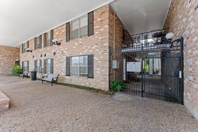 3535 Nasa Rd 1 Parkway 85, Seabrook, TX 77586