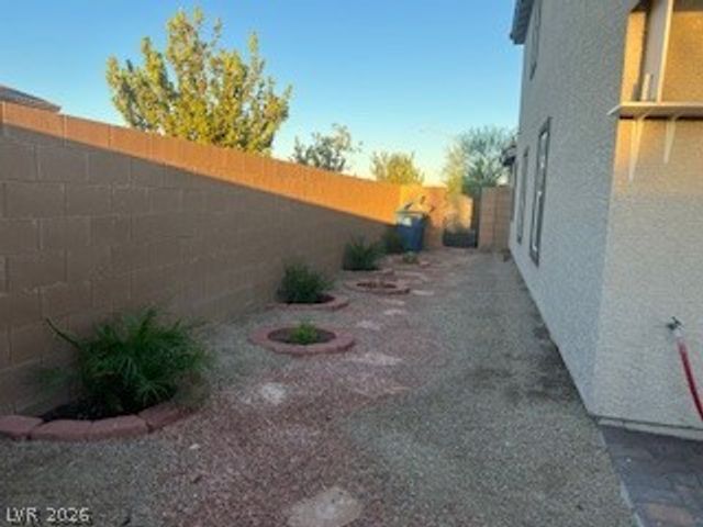 1649 Harvest Pecan Court, Las Vegas, NV 89108