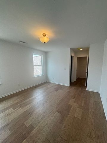 6193 Parkhaven Blvd, Hermitage, TN 37076