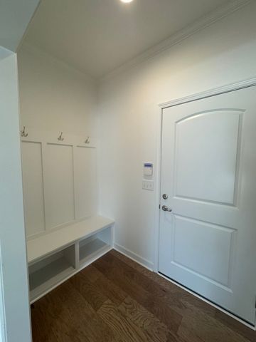 6193 Parkhaven Blvd, Hermitage, TN 37076