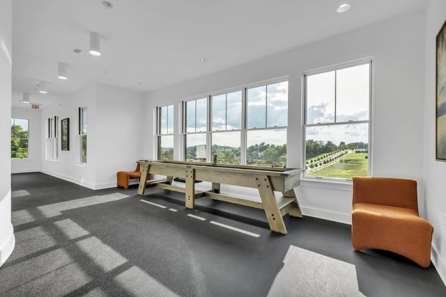 6193 Parkhaven Blvd, Hermitage, TN 37076