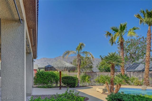 8370 Unicorn Street, Las Vegas, NV 89131